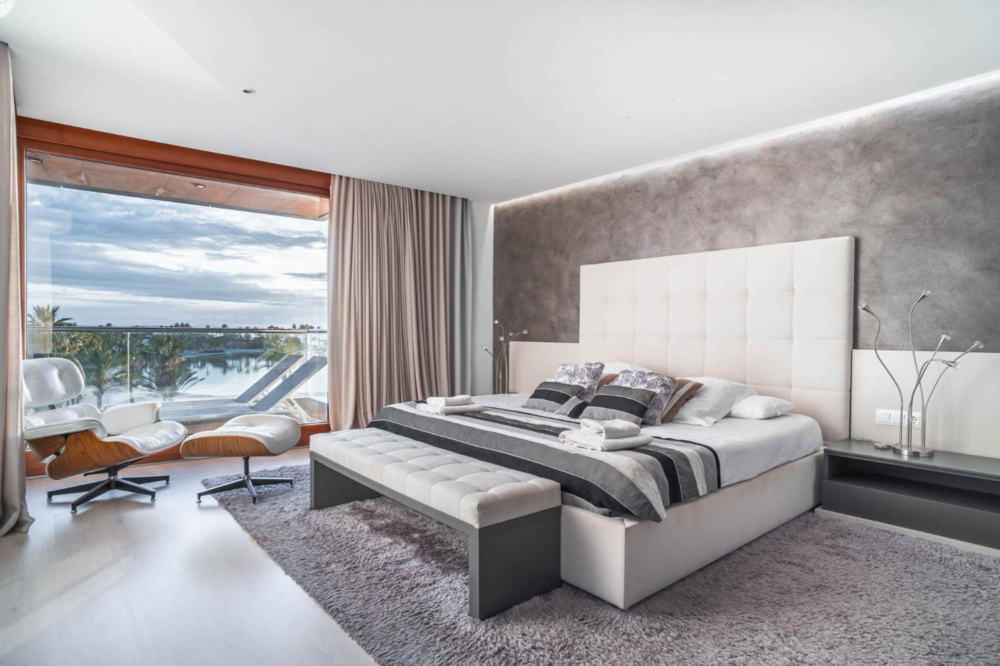 Luxury Sea View Apartment In Puerto De Alcudia Kültér fotó